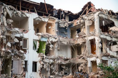 Terk edilmiş Özet bina inşaat alanı