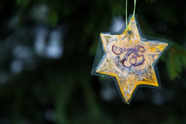 Frohe Weihnachten Dekoration und Baum — Stockfoto