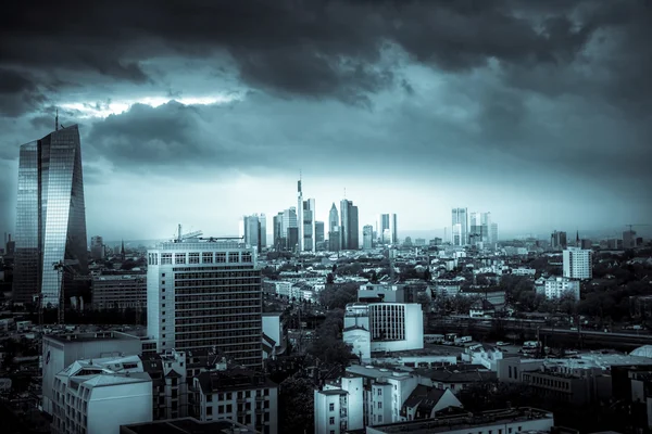 Frankfurt siyah beyaz manzara