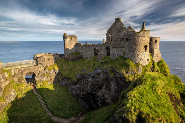 Sunrise at Dunluce Castle — Stock Photo, Image