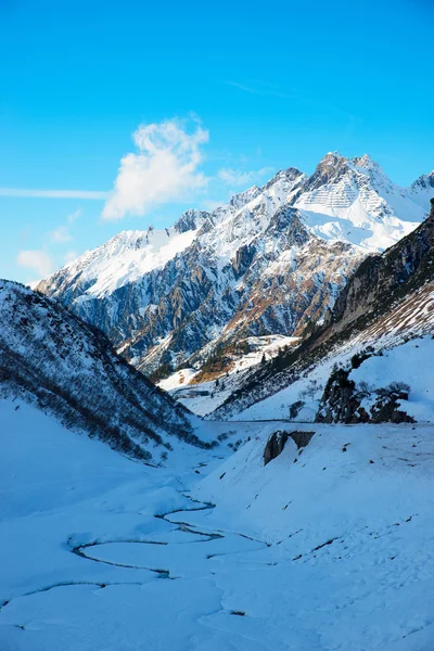 Winter Landsacape in de bergen — Stockfoto