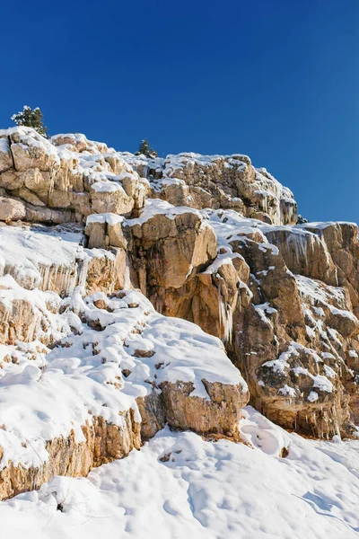 Beautiful Rock Mountains Covered Snow Winter Uzbekistan Area Beldersay Resort — Stock Photo, Image