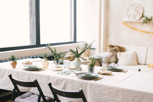 Tavolo Pranzo Natale Una Cena Famiglia Una Cena Decorata Nuovo — Foto Stock