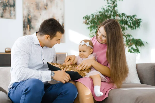 Happy Young Family One Year Old Girl Playing Living Room — Stock Photo, Image