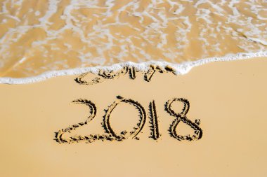 2018 sahil kumu yazılmış
