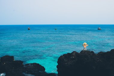 Ly oğlu adada rahatlatıcı kadın