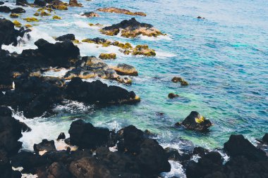 kayalar Ly evlat Island 