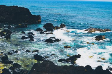 kayalar Ly evlat Island 