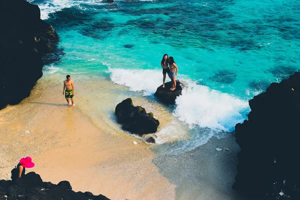 Pessoas relaxando na ilha filho de Ly — Fotografia de Stock