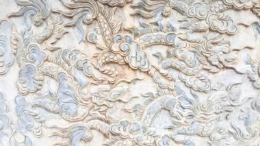 Tu Sac Khai Doan pagoda, Hue 'daki Ruong evi ile Ede' nin uzun evi Buon Ma Thuot, Daklak, Vietnam arasındaki mimari bir kombinasyondur.
