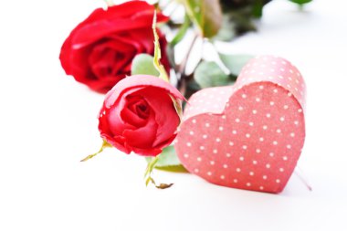 Sevgililer günü Hediyelik gümüş kutusunda