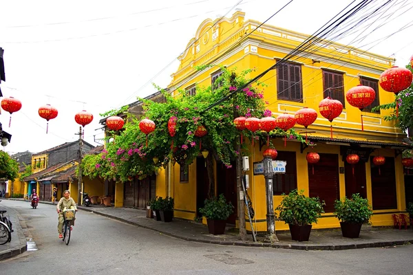 Hoi eine antike Stadt in der Morgensonne, quang nam, Vietnam — Stockfoto