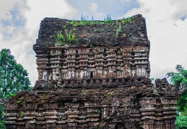 Ancient Hindu tamples of Cham culture — Stock Photo, Image