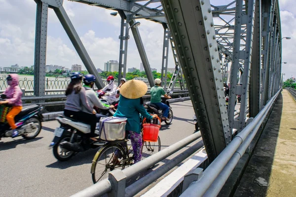 De truong tien brug — Stockfoto