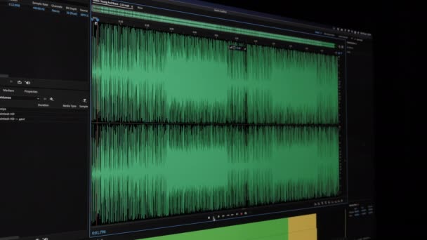 Редагування звуку редагується під час прослуховування аудіопрограмного забезпечення — стокове відео