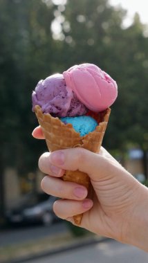 Onur Günü 23 Eylül 'de biseksüelliği kutluyor