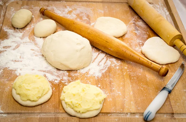 Preparation cheesecakes at home — Stock Photo, Image