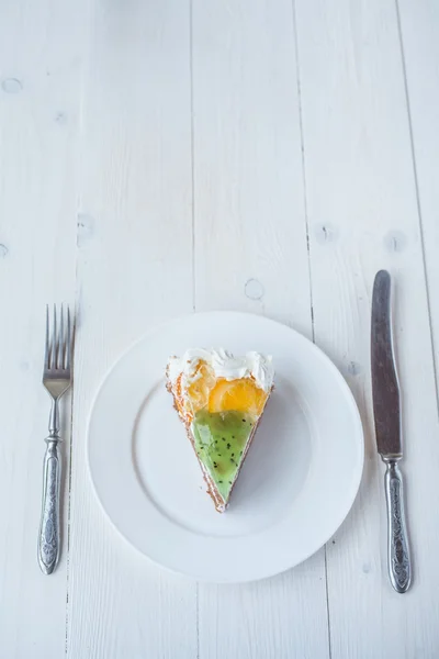 Cake with fruit jelly — Stock Photo, Image