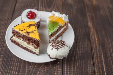  bir sürü farklı kek