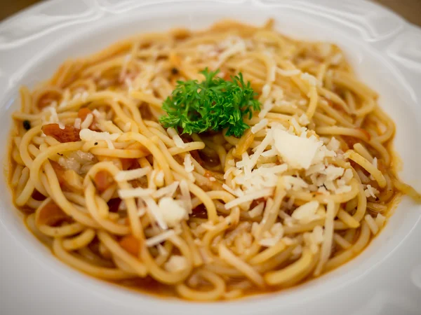 Томатний вершковий соус спагетті — стокове фото
