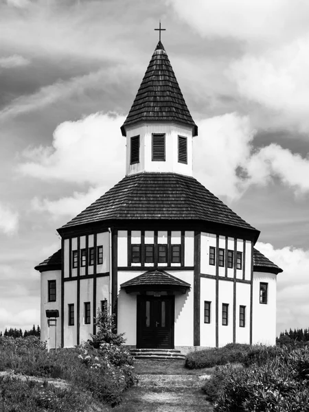 Small wooden evangelical chapel in Korenov — Stock Photo, Image