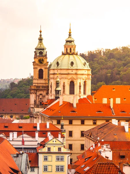 St. Nicholas kathedraal in Praag — Stockfoto