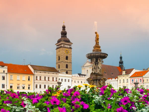 Torre Negra e Fonte Sansão em Ceske Budejovice — Fotografia de Stock