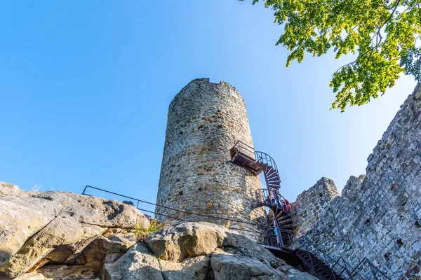 Středověká hradní věž — Stock fotografie