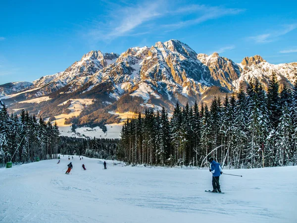 Ski alpin en hiver Alpes — Photo