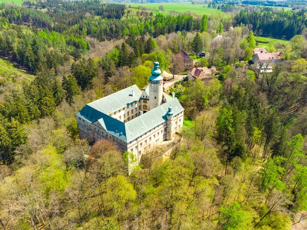 Castillo de Lemberk vista aérea desde arriba — Foto de Stock