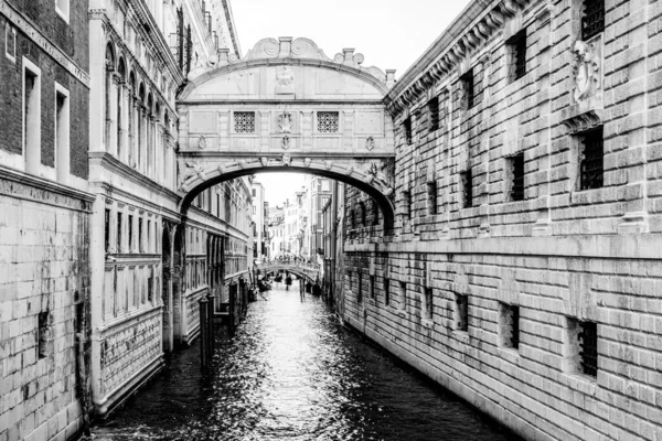 Ponte di sospiri a venezia — Foto Stock