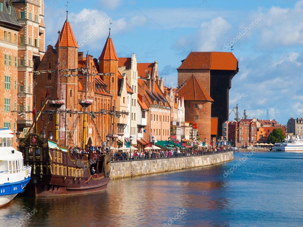 Motlawa riverside in Gdansk — Stock Photo © pyty #55142979