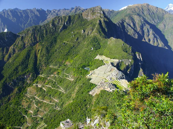 Ancient Incan city of Machu Picchu — Stock Photo, Image