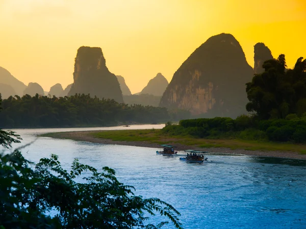 Puesta de sol en el río Li — Foto de Stock