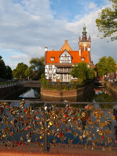 Skåp på bron av kärlek — Stockfoto