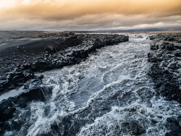 Wild rapids of icelandic river — Stock Photo, Image