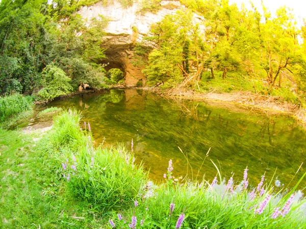 Ponte natural grande em Rakov Skocjan — Fotografia de Stock