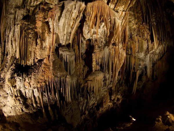 Jaskinia krasowymi — Zdjęcie stockowe