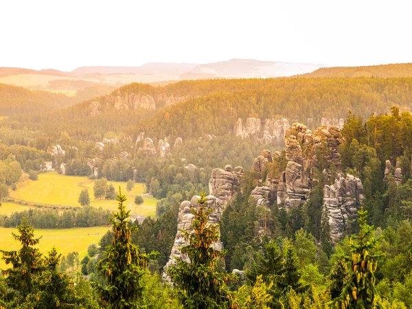 Torres de roca de Adrspach — Foto de Stock
