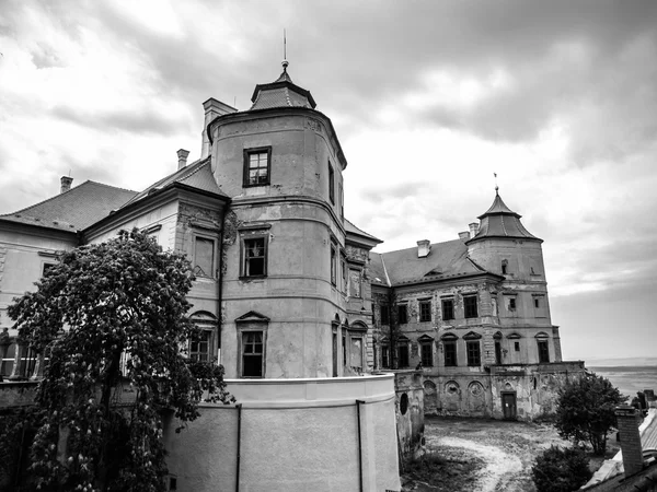 Castello di Jezeri nella Boemia settentrionale — Foto Stock