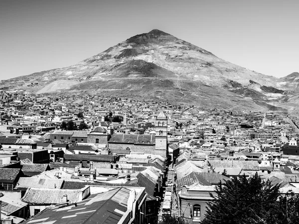 Cerro Rico dağ Potosi Bolivya'daki yukarıda — Stok fotoğraf