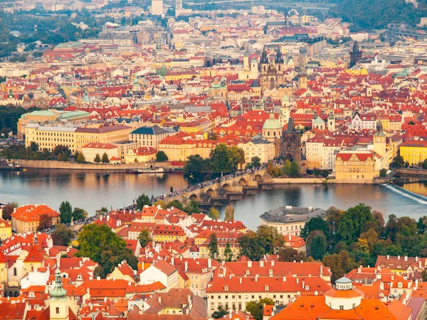 Panoramisch uitzicht op Praag — Stockfoto