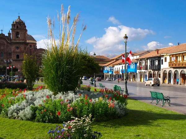 Greenery of Plaza de Armas in Cusco — Stock Photo, Image