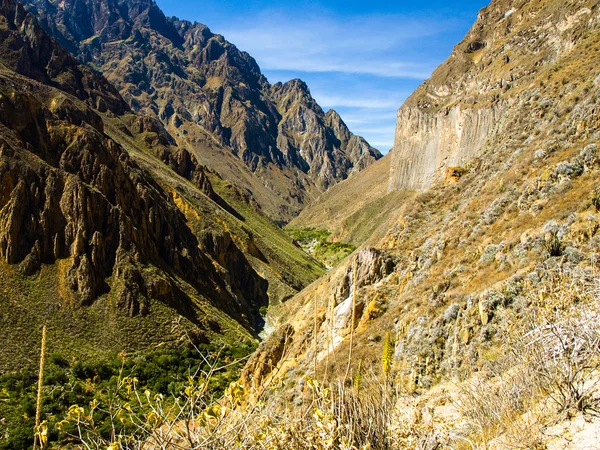 Las partes más profundas del Cañón del Colca en Perú — Foto de Stock