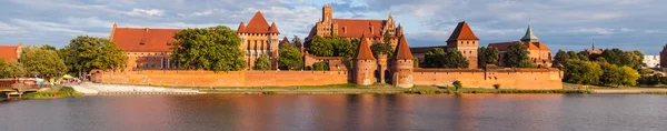 Immagine panoramica del castello di Malbork — Foto Stock