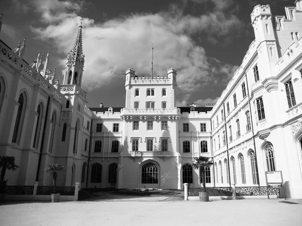 Cortile del castello di Lednice — Foto Stock