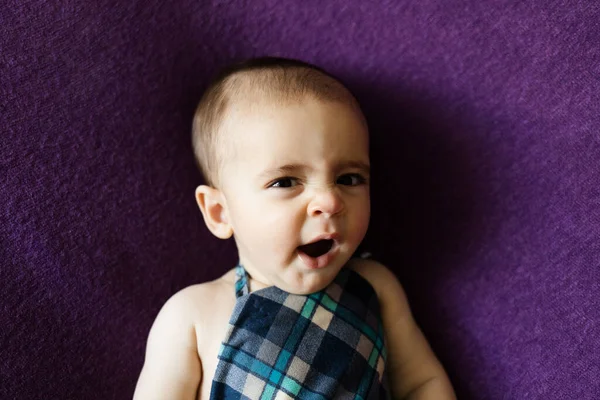 Cute Newborn Baby Happy Baby Purple Background Closeup Portrait Newborn — Stock Photo, Image