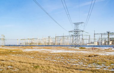 Elektrik santralindeki ilk kar.