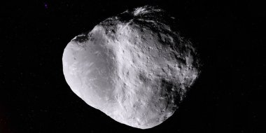 Neptün 'ün küçük gri bir uydusu olan Halimede' nin çapı 60 kilometreden fazla değildir ve Neptün 'ün yörüngesinde yaklaşık 17 milyon kilometre uzaklıktadır..