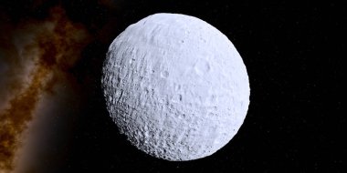 Mimas Satürn 'ün en küçük uydularından biridir ve neredeyse tamamen su buzundan oluşur. Hırpalanmış görünüşüne rağmen, son kanıtlar Mimas 'ın buzlu kabuğunun altında genç ve küresel bir okyanusu gizleyebileceğini gösteriyor..  